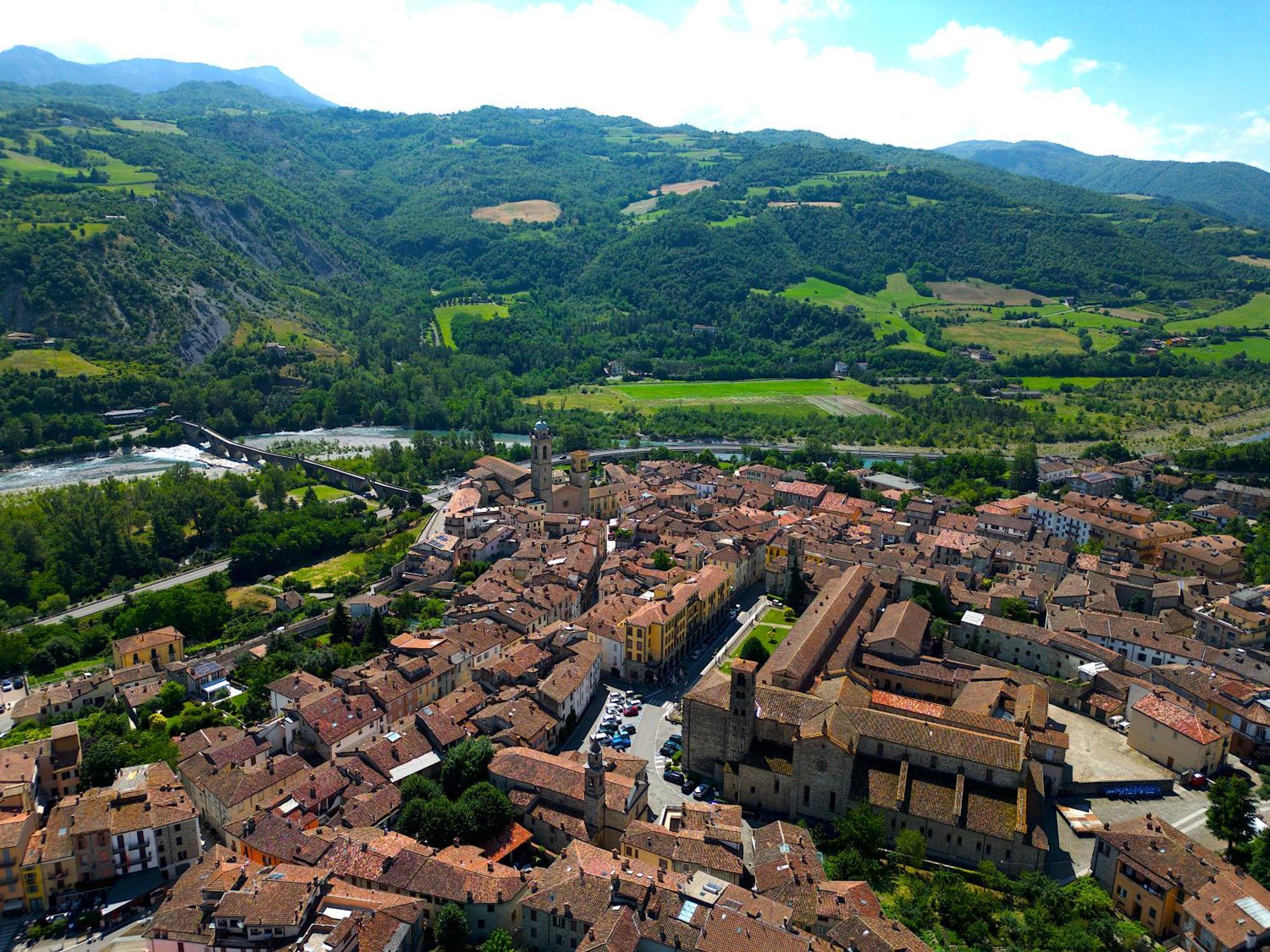 Casa Del Bosco - Vista Mozzafiato & Parco 4 Ettari Villa Bobbio Buitenkant foto