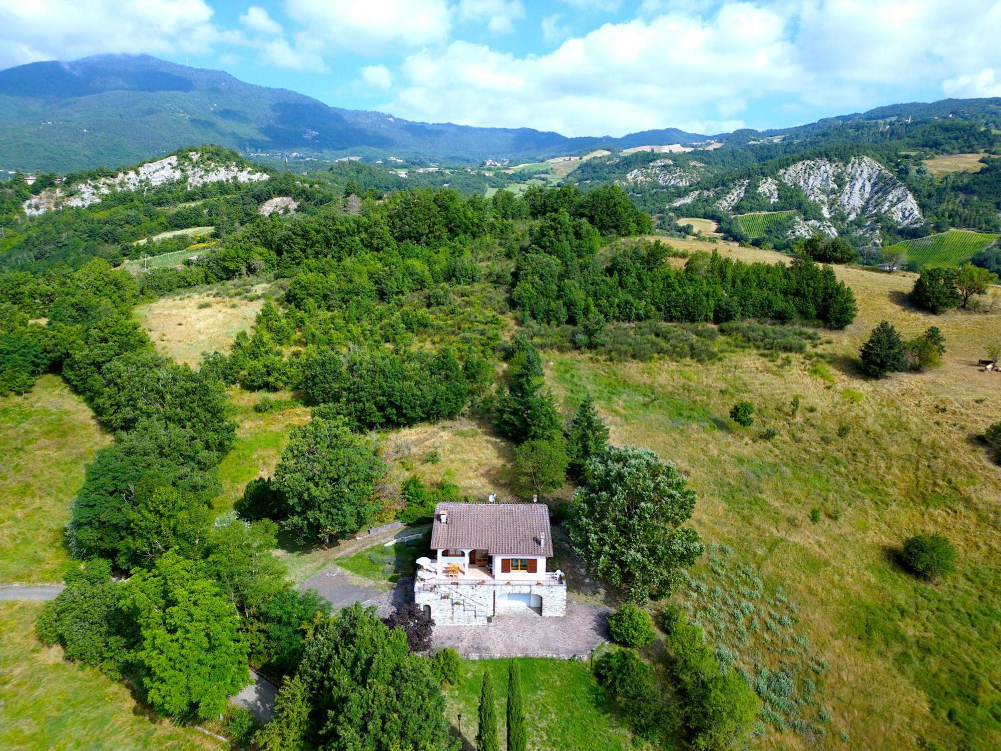 Casa Del Bosco - Vista Mozzafiato & Parco 4 Ettari Villa Bobbio Buitenkant foto